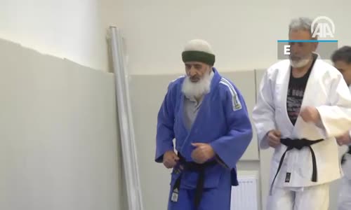 30 Yıl Ara Verdiği Judoda Şampiyonluk Hedefliyor 