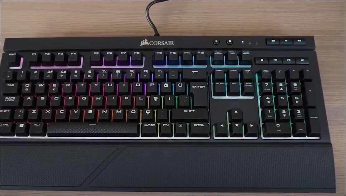 Corsair K68 RGB Klavye İncelemesi