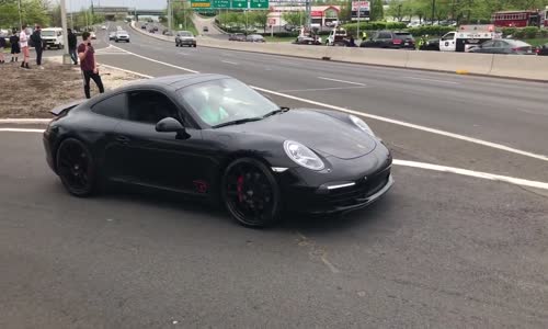 İlk Porsche 911 Deneyiminde Kaza Yapan Eleman