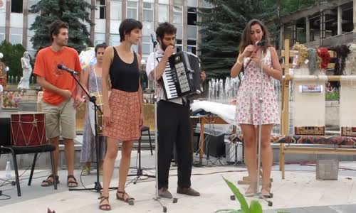 Leylum Collectif Medz Bazar Dilijan Live 