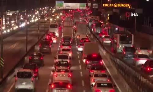 İstanbul’da mesai bitiminde trafik yoğunluğu yüzde 67’ye çıktı 