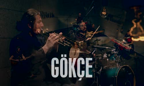 Gökçe - Her Şey Bitmedi Bitemez  (Akustik)