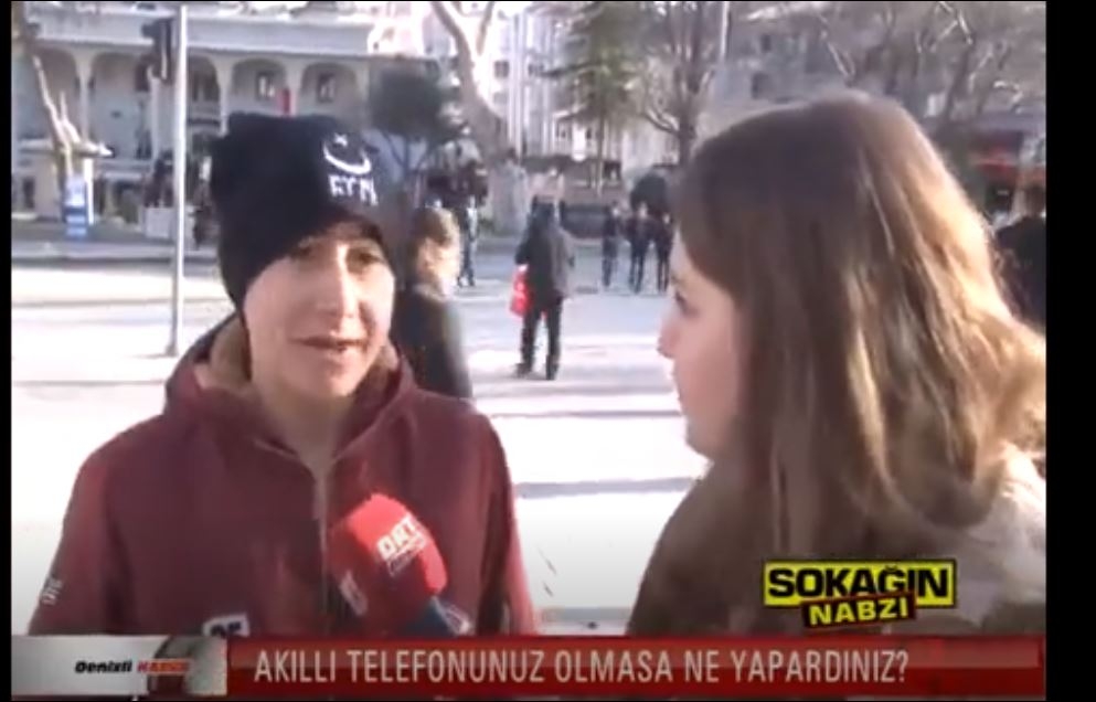 Akıllı Telefonunuz Olmasa Ne Yapardınız  Röportaj