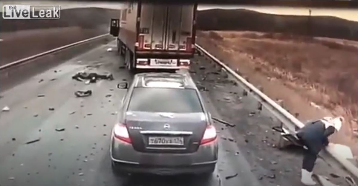 2 Kişinin Ölümüyle Sonuçlanan Sıradışı Trafik Kazası