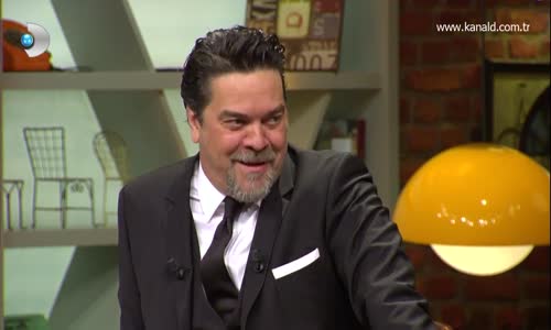 Beyaz Show- Kız Bu Video Çok Güzel