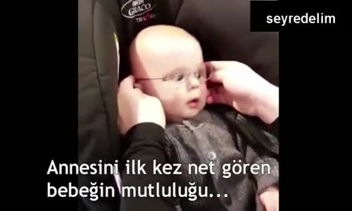 Hayatında İlk Defa Net Gören 5 Aylık Ufaklığın Paha Biçilemez Mutluluğu