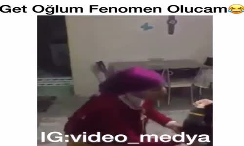 Fenomen Olmak İsteyen Teyze