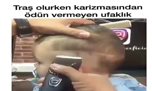 Traş Olurken Karizmasından Ödün Vermeyen Ufaklık