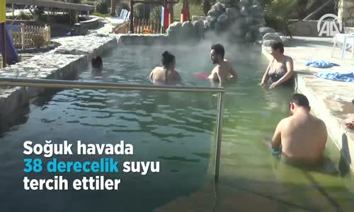 Soğuk Havada 38 Derecelik Suyu Tercih Ettiler