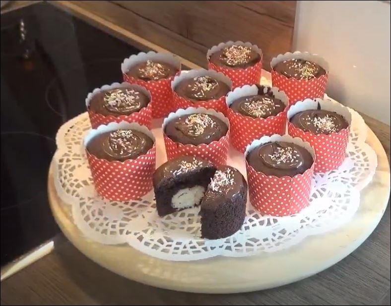 Sürpriz Muffin Tarifi  Cocostar Kek 