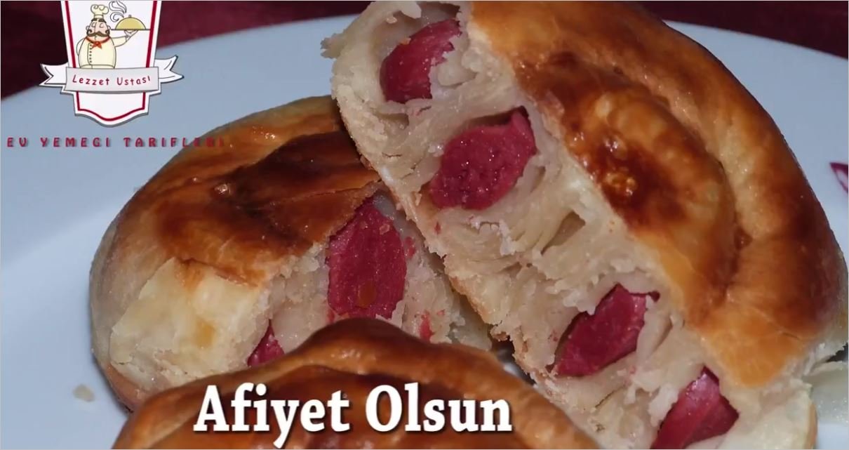 Sosisli ve Sucuklu Açma Börek Tarifi  Gül Börek - Börek Tarifleri