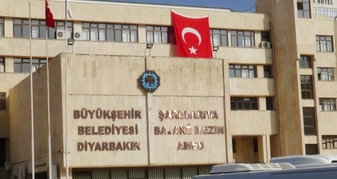 Son Dakika! Diyarbakır Büyükşehir Belediyesi'ne Kayyum Atandı