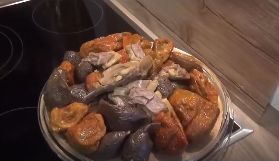 Etli Kuru Dolma Tarifi 