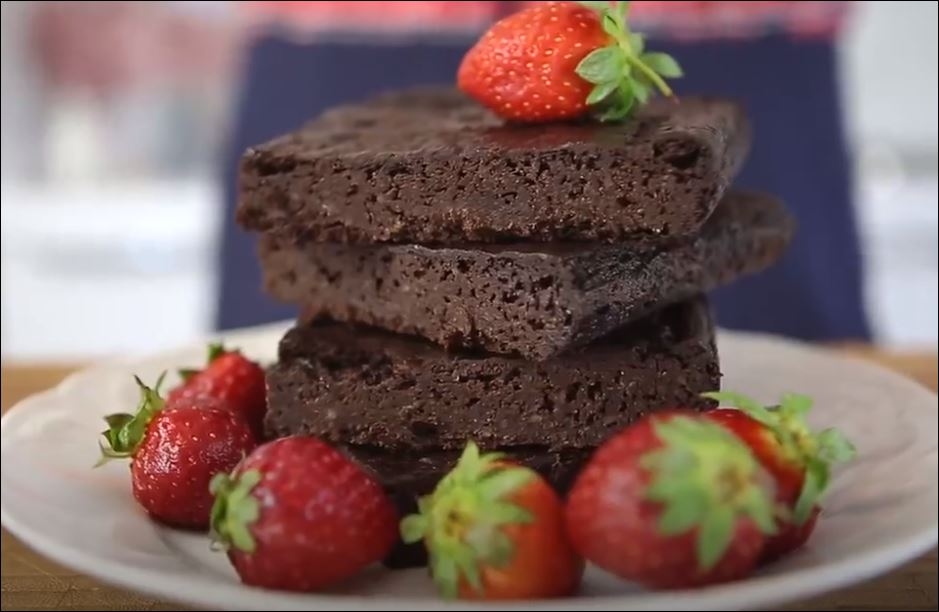 Diyet Brownie Nasıl Yapılır  