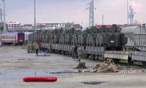 Kocaeli’den Sınıra Askeri Zırhlı Araç Sevkiyatı Sürüyor