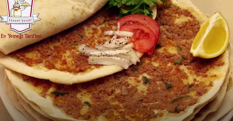 Lahmacun Tarifi  Lahmacun İçi ve Hamuru 