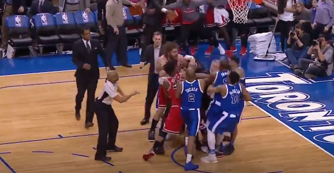 Robin Lopez Ve Serge Ibaka: Yumrukların Konuştuğu Kavga!