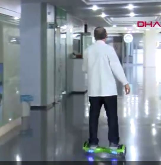 Hoverboard ile Çay Dağıtan Yurdum Çaycısı