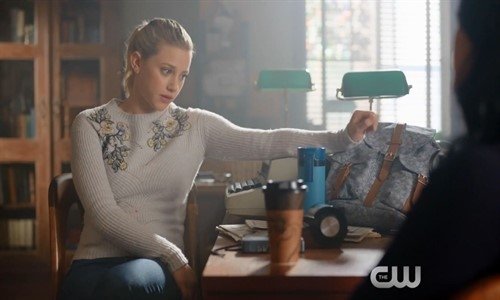 Riverdale 2. Sezon 7. Bölüm Türkçe Altyazılı Fragmanı