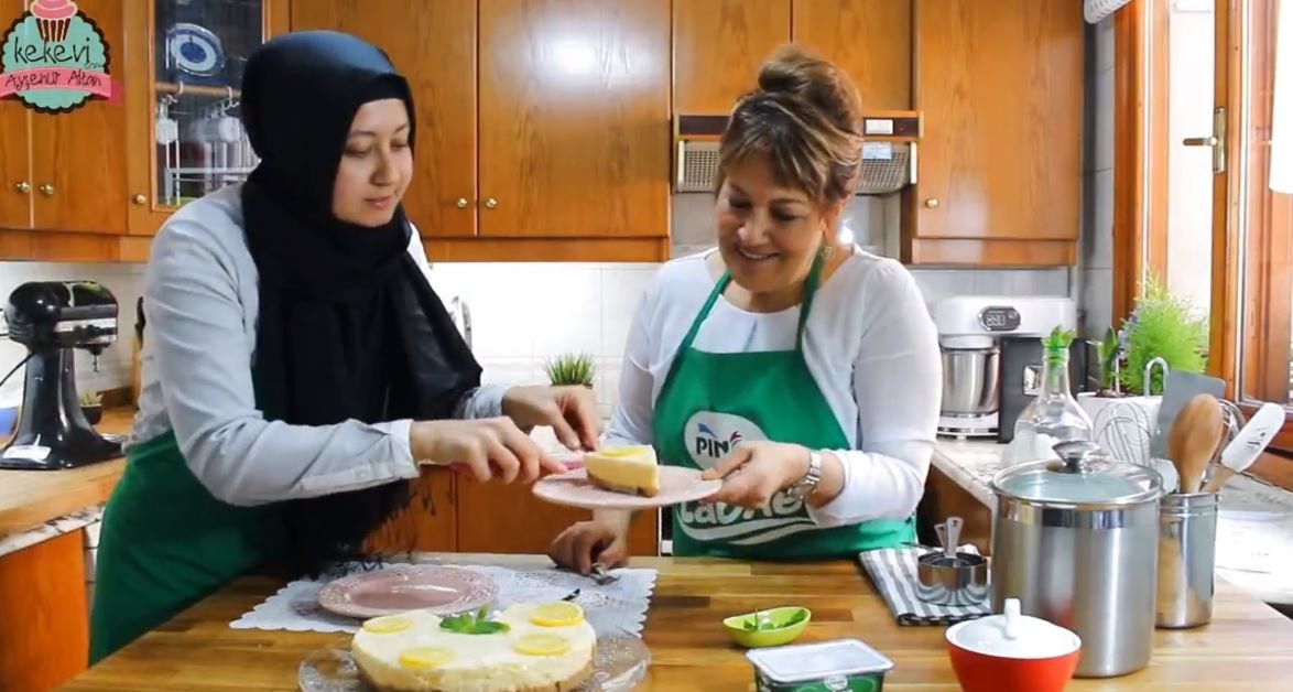 Limonlu Pişmeyen Cheesecake Tarifi