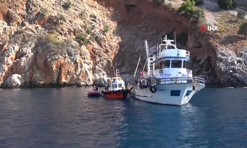 Alanya’da Alabora Olan Tekne Karaya Çıkarıldı 