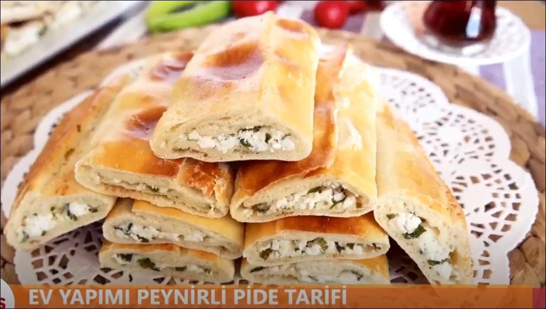 Peynirli Pide Nasıl Yapılır