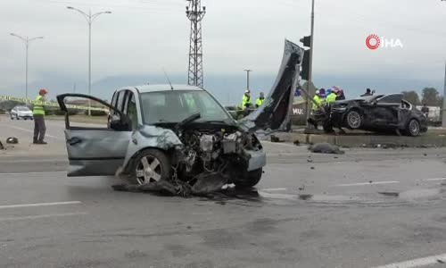 Antalya’daki feci kaza baba oğlu ayırdı- 1 ölü, 4 yaralı