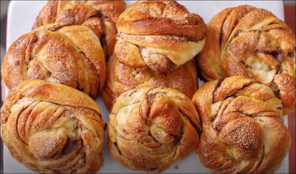 Pofidik Tarçınlı Çörek