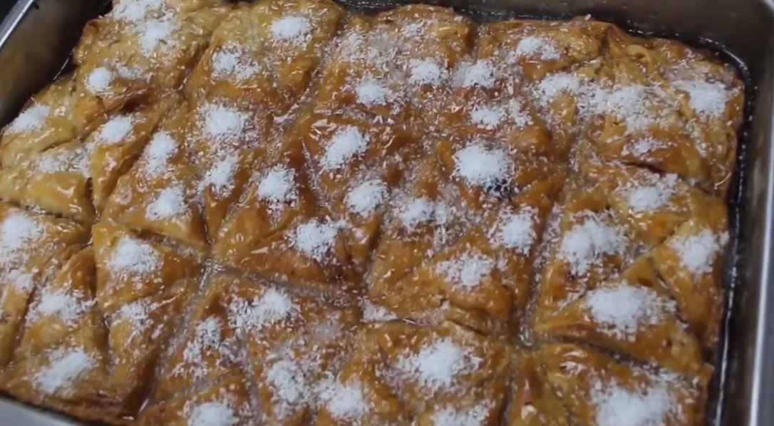 El Açması Hindistan Cevizli Baklava Tarifi 