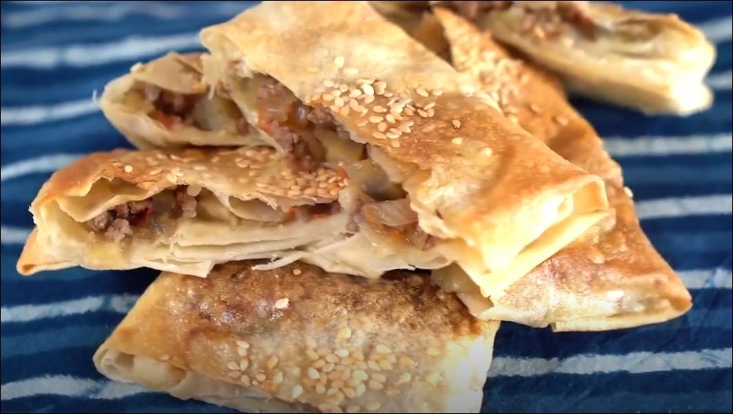 Patlıcanlı Börek Tarifi