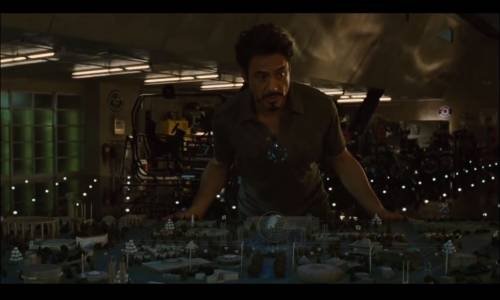 Iron Man 2 - Tony Yeni Bir Element Keşfediyor