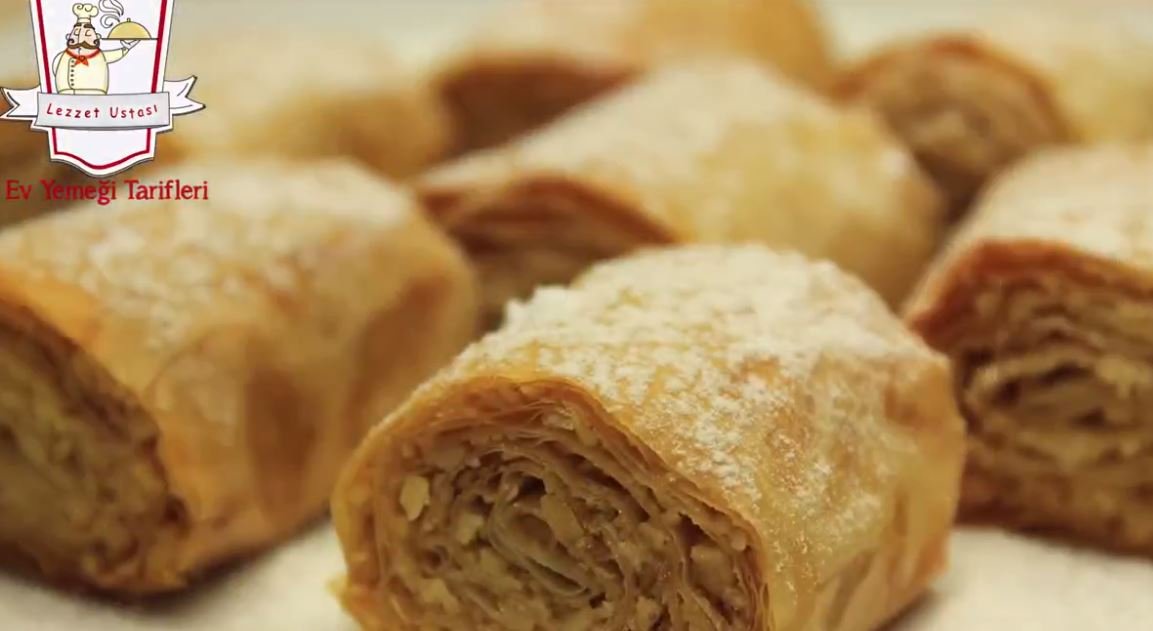 Tahinli Cevizli Kuru Baklava Tarifi  Hazır Yufkayla Rulo Baklava Kurabiyesi 