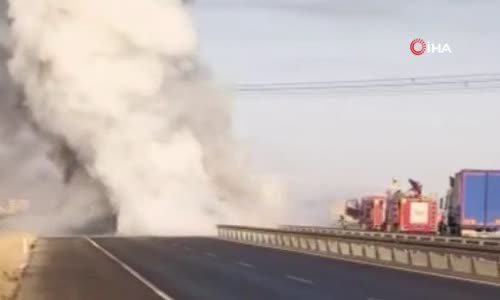 Kızıltepe’de kaza yapan tır alev alev yandı 