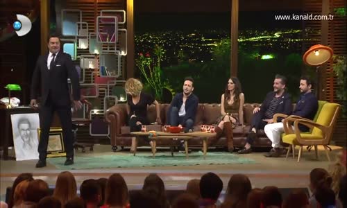 Beyaz Show - Konuklarımızın İçine Helyum Kaçtı!