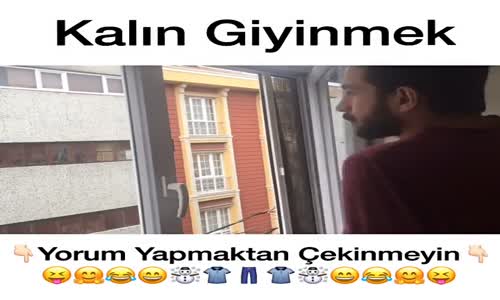 Kalın Giyinmeyi Abartan Genç