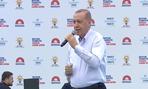 Yenikapı'da Tarihi Kalabalık: İşte İlk Görüntüler