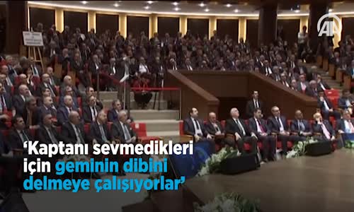 'Kaptanı Sevmedikleri İçin Geminin Dibini Delmeye Çalışıyorlar