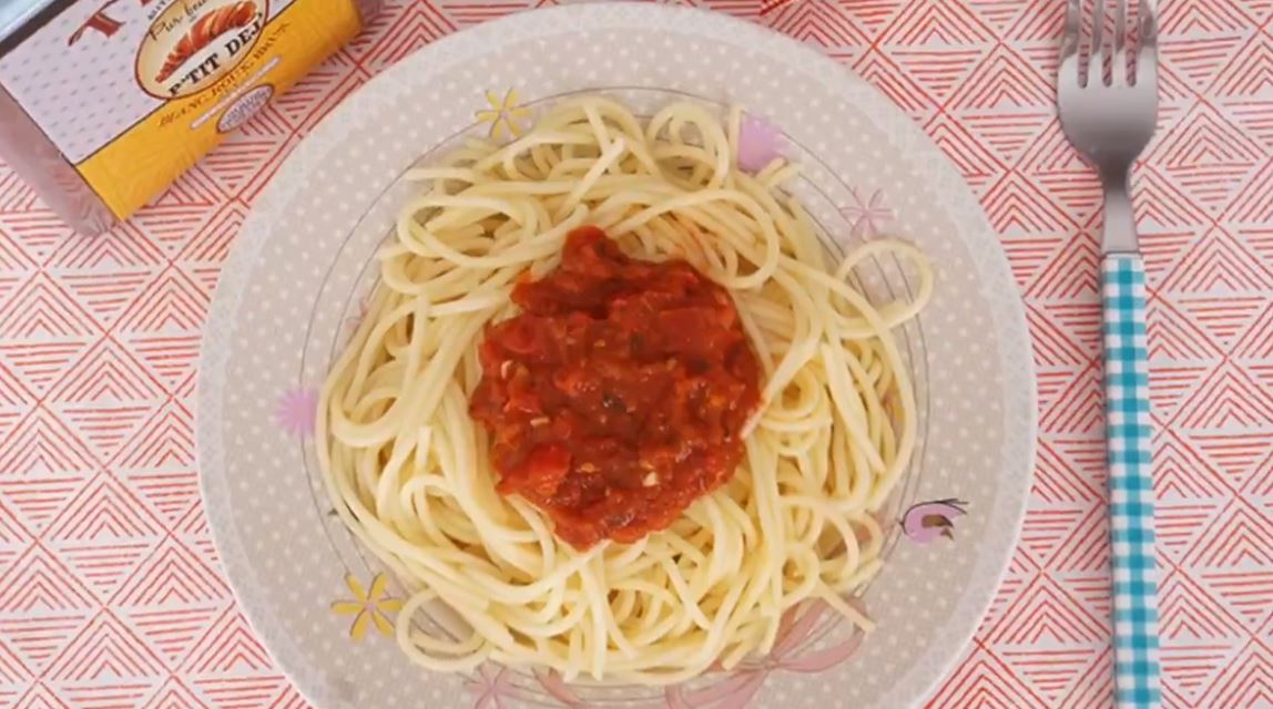 Domates Soslu Spagetti Tarifi 